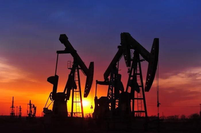 Обложка © Shutterstock / FOTODOM / QiuJu Song