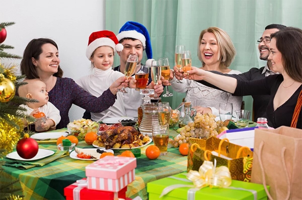    Нарушать традиции семейного праздника неправильно.