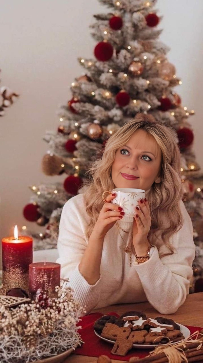 Я - отфотошопленная в приложении ВКонтакте😉