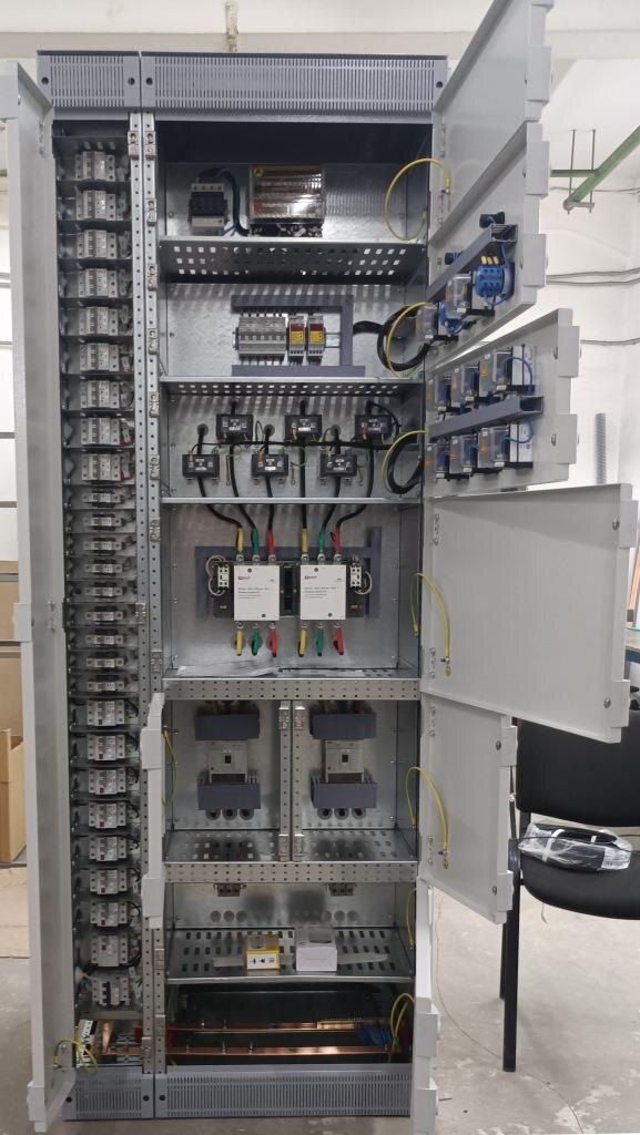 АВР с распределительной панелью для Лаявожского месторождения, секционированный по типу 4a