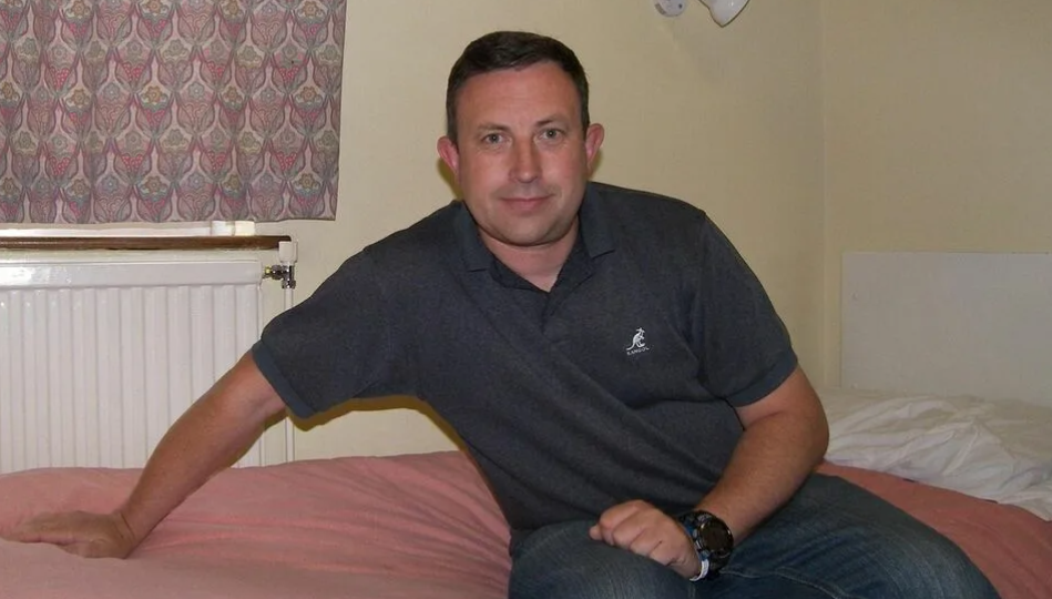 Пригласила ухажера (39 лет) отметить Новый год у меня - «А где икра? Да и оливье так себе». После этих слов я выставила его за дверь