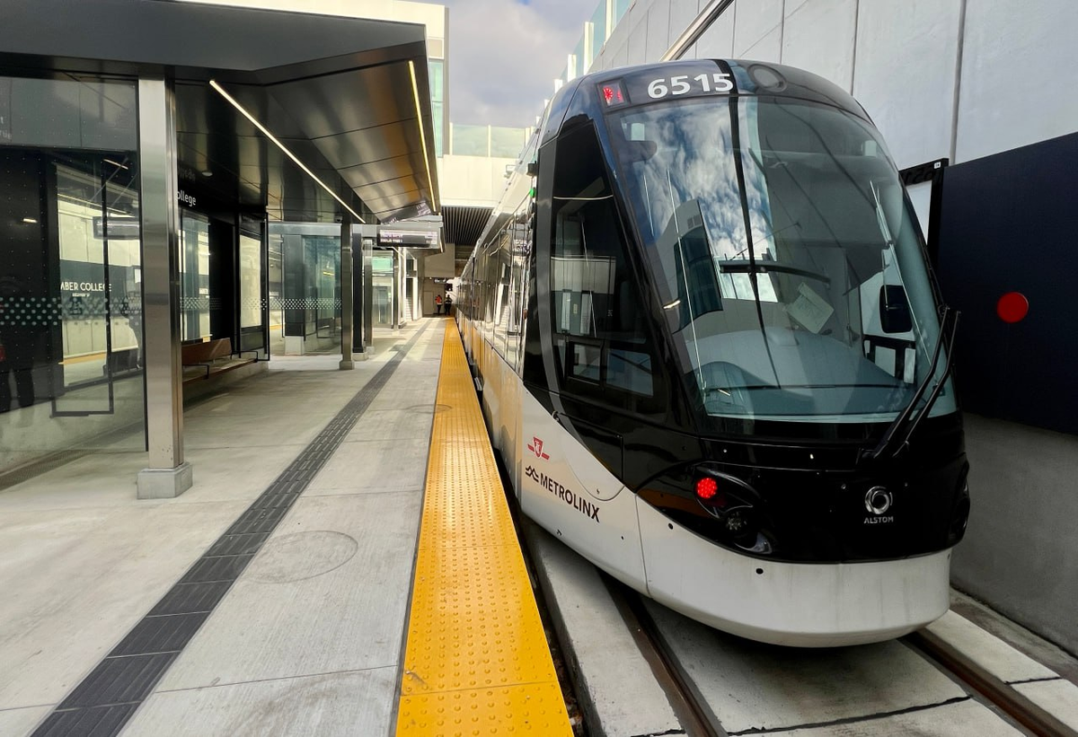 Четырехсекционный двунаправленный трамвай Citadis Spirit производства Alstom. Источник: Alstom