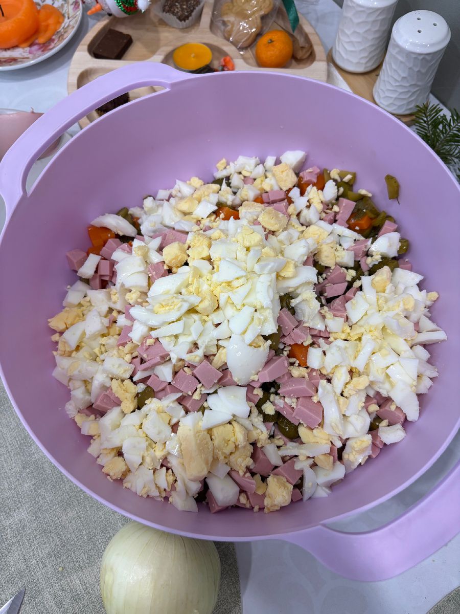 Делала оливье с моим майонезом 