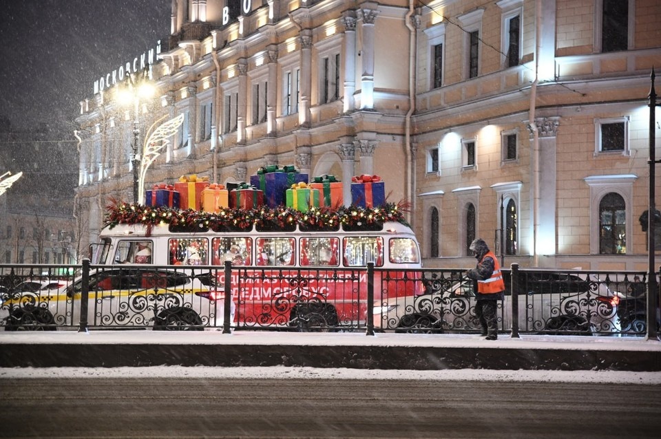    Продолжит идти снег, а температура опускаться, но ветра почти не будет. Алексей БУЛАТОВ