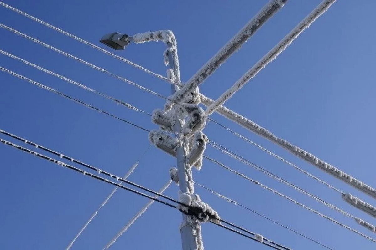    Без электричества из-за непогоды остались 15 населённых пунктов Ставрополья