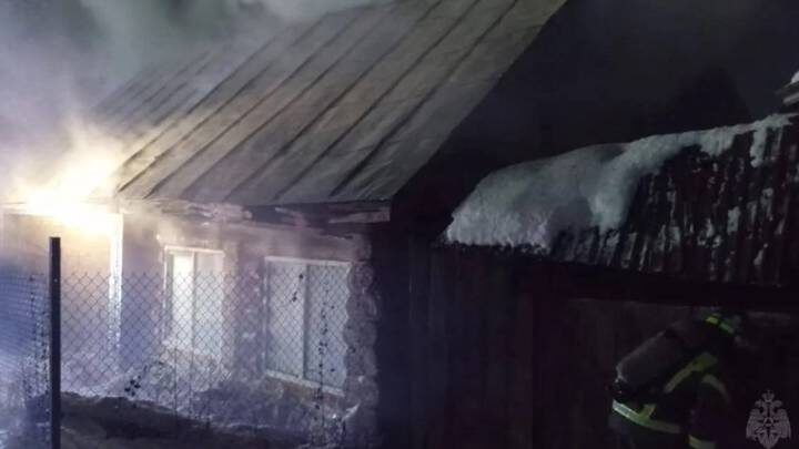 Семилетний мальчик спас младшего брата из горящего дома в Башкортостане