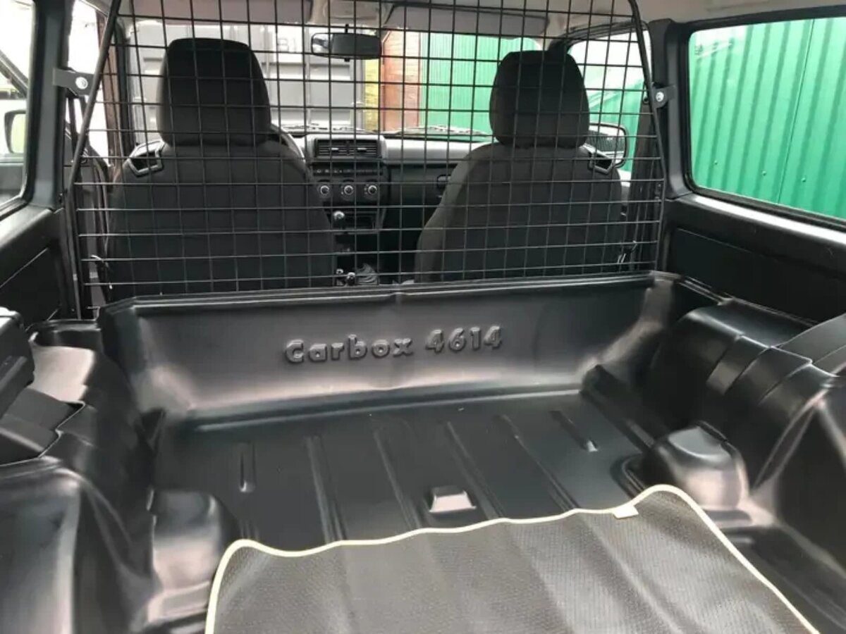   Lada Niva Legend 2025