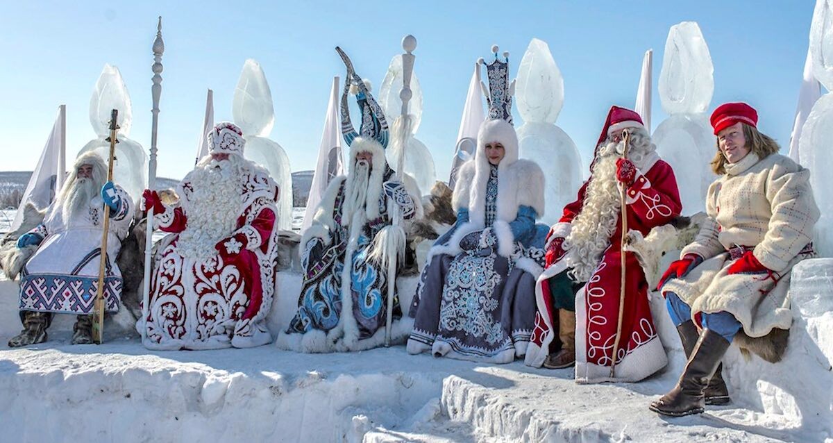 Зимние волшебники разных регионов. Источник: wikidedmoroz.ru