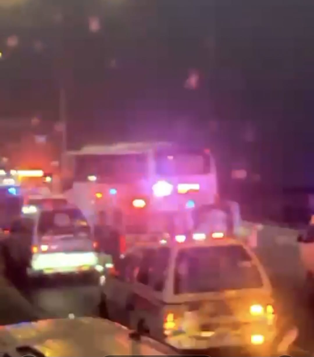 С проблесковыми мачяками - это всё скорые. 