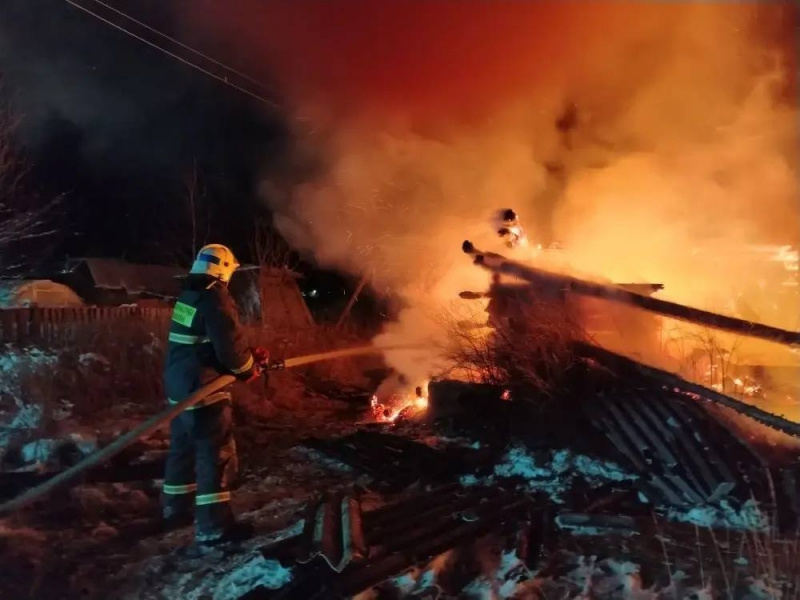    Женщина с мужчиной заживо сгорели в поселке КарелииГосударственный комитет Карелии по ОЖ и БН