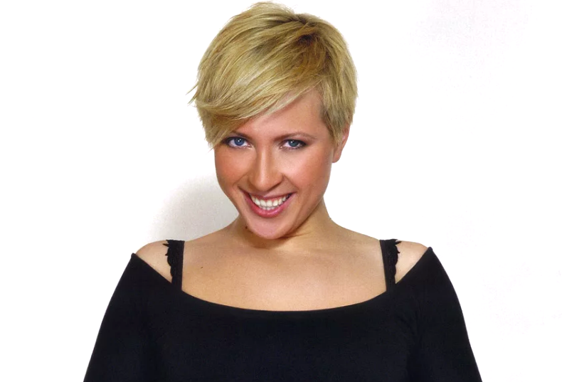 на фото Яна Чурикова с юности