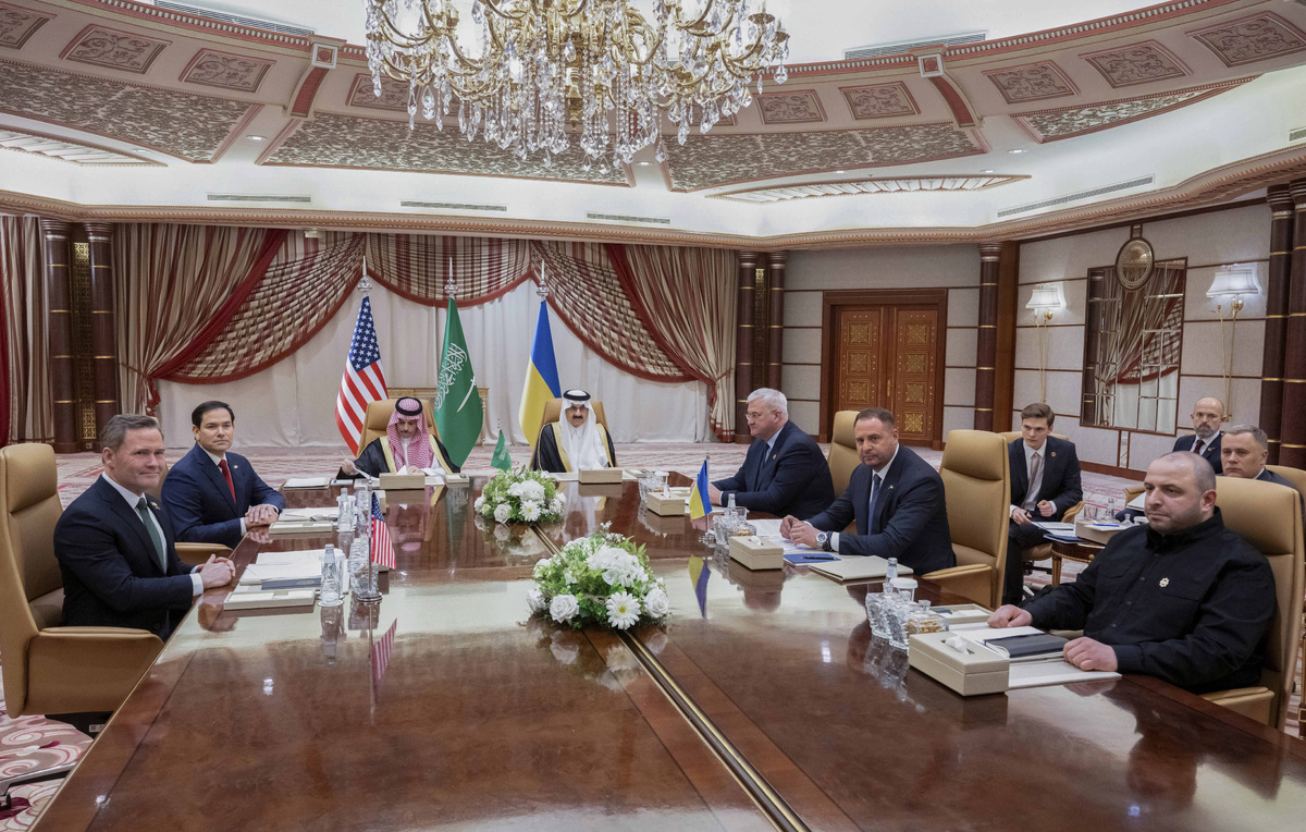    Переговоры США и Украины, 11 марта 2025 года  Saul Loeb/Pool Photo via AP