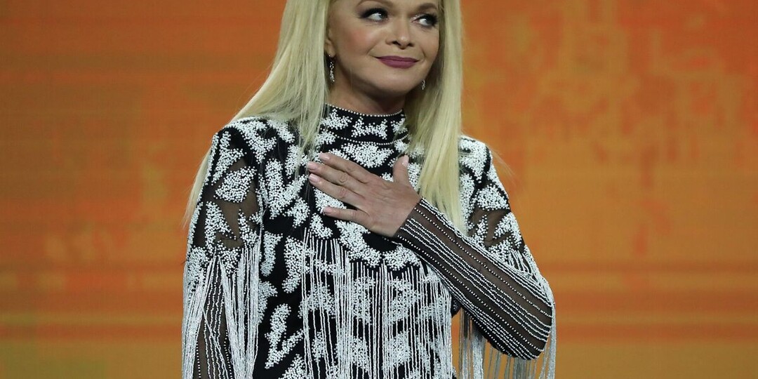 Суд обязал людей, кому перевели деньги Долиной, вернуть их с процентами