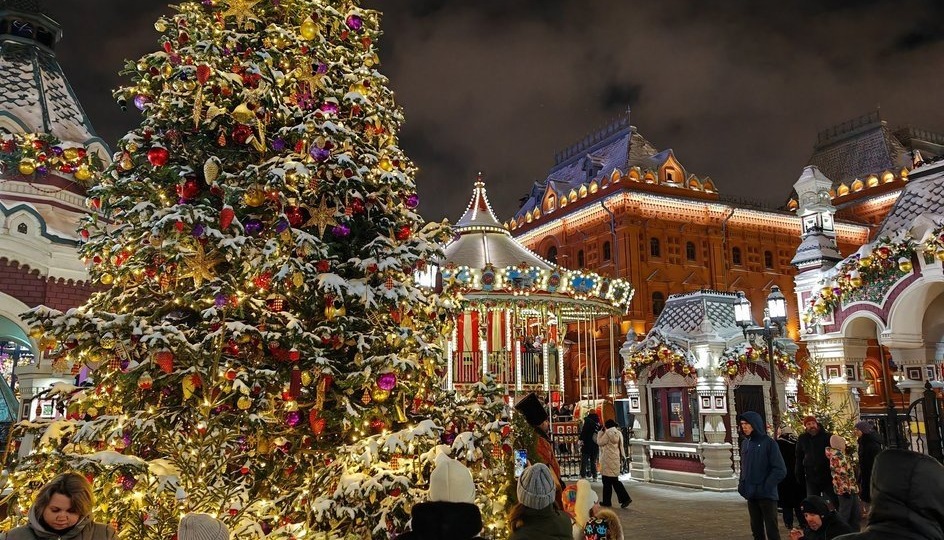 Масштабные закрытия: полный список ограничений в Москве на новогодние праздники