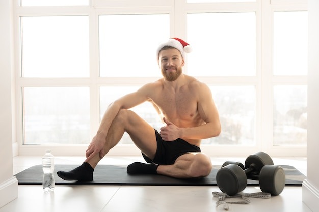 Ещё раз с Новым годом! Здоровья и долгих-долгих-долгих-долгих лет жизни! Вперёд, к здоровью, молодости, бодрости, энергии, веселью, танцам до упада!