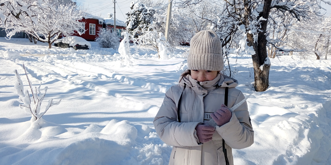 РАС. Протестный ребенок идет в школу