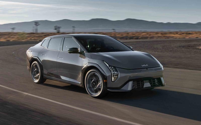 KIA EV4