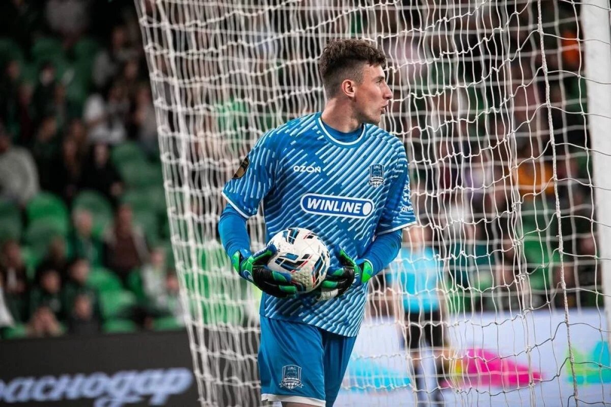    Вратарь Станислав Агкацев откроет в Осетии бесплатную группу для детей