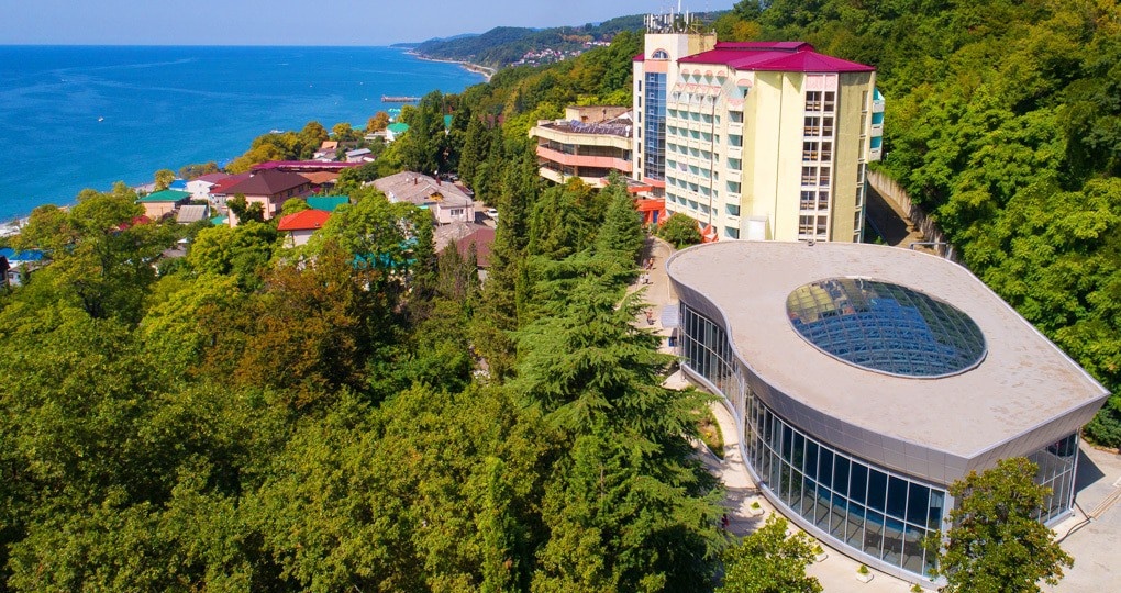 Санаторий для старшего поколения: как получить путёвку по закону и без переплат