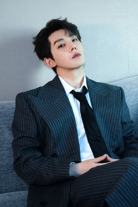 Дэн Вэй. Листайте галерею...