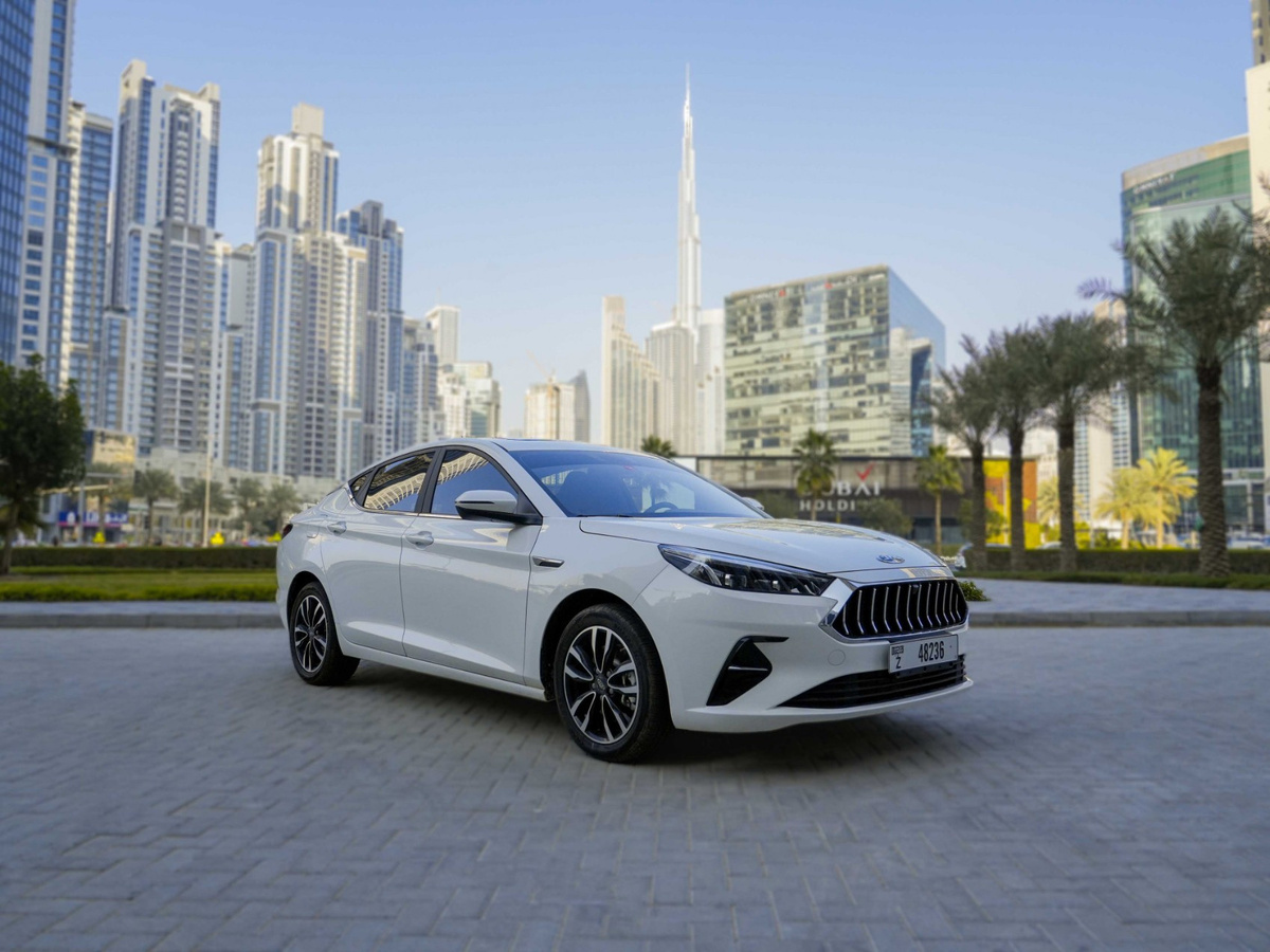 Особого внимания заслуживает форм-фактор