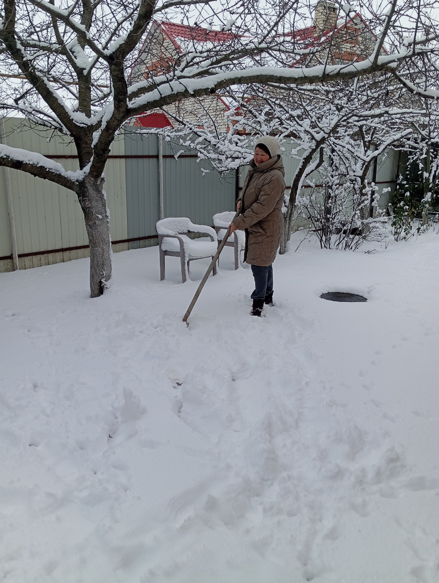 Для антуража.