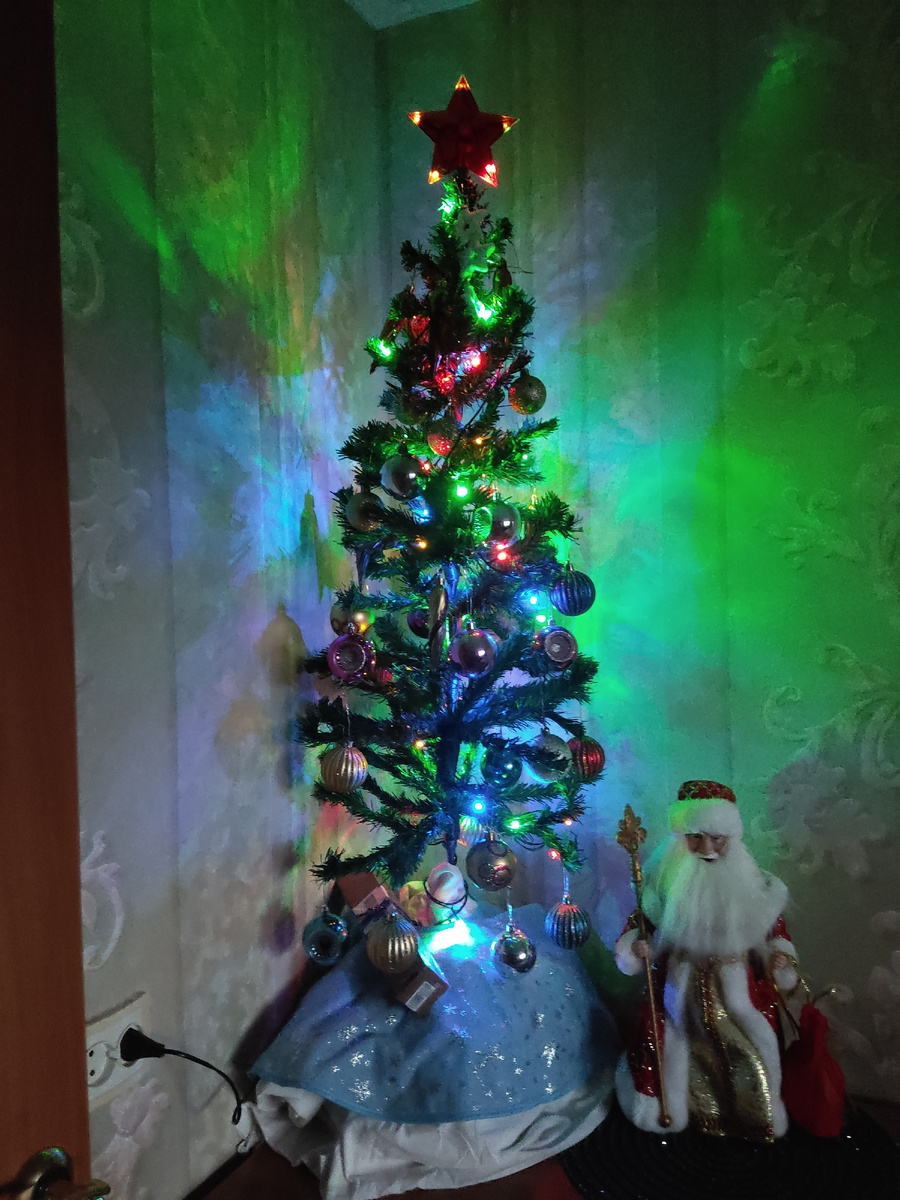 Деда Мороза подарил ребенку отец