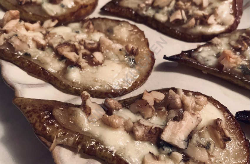 Запеченная груша с сыром. 