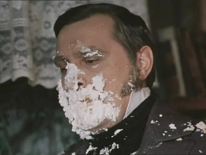 Кадр из фильма "О бедном гусаре замолвите слово". Фото из открытых источников.