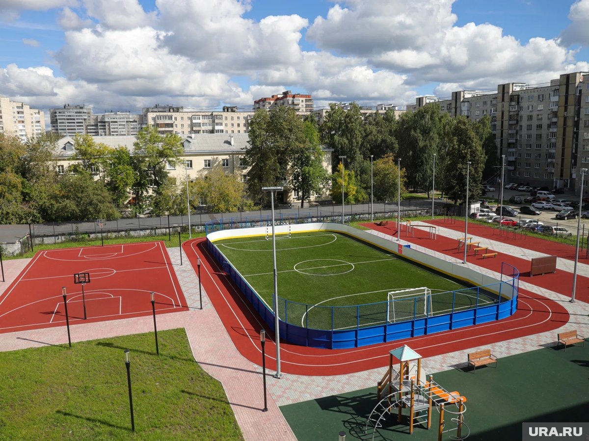    Пермский теннисист выбрал корт после увлечения футболом