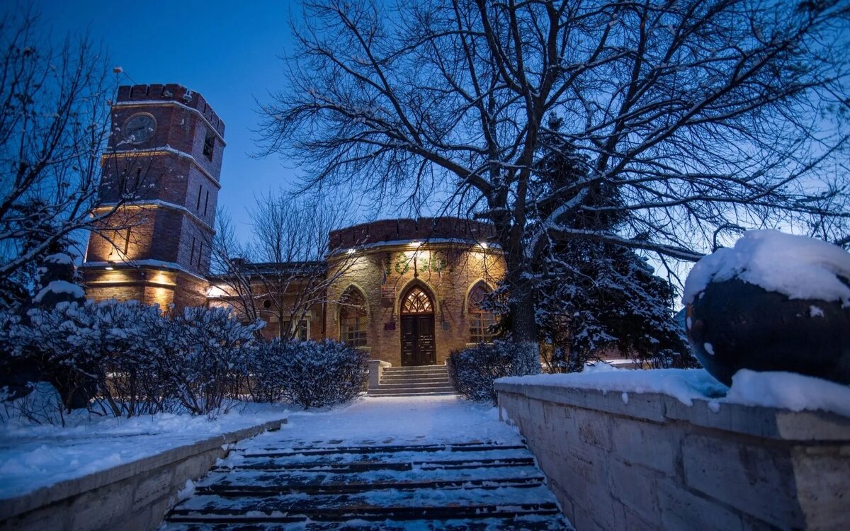    Новогодние каникулы в музее: Режим работы в праздничные дни в Оренбурге