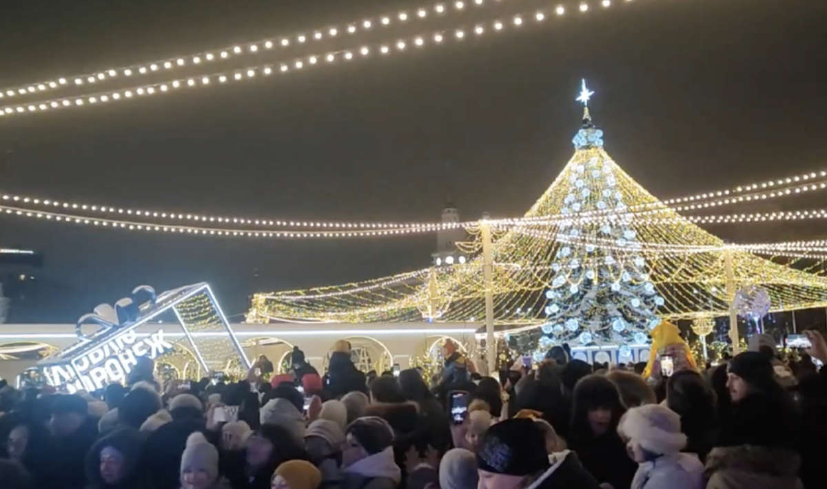     Праздничная площадь Ленина. Автор: Олег Петров. Фото: мэрия Воронежа.