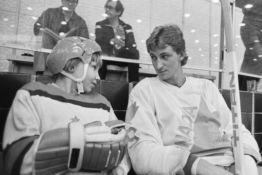    Уэйн Гретцки в СССР. 1 июля 1982 года. Фото: Вячеслав Ун Да-Син / ТАСС