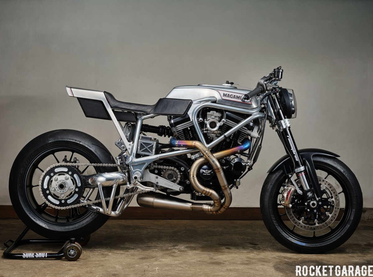 MAGAMI, построенная на базе Buell S1W White Lightning 1998