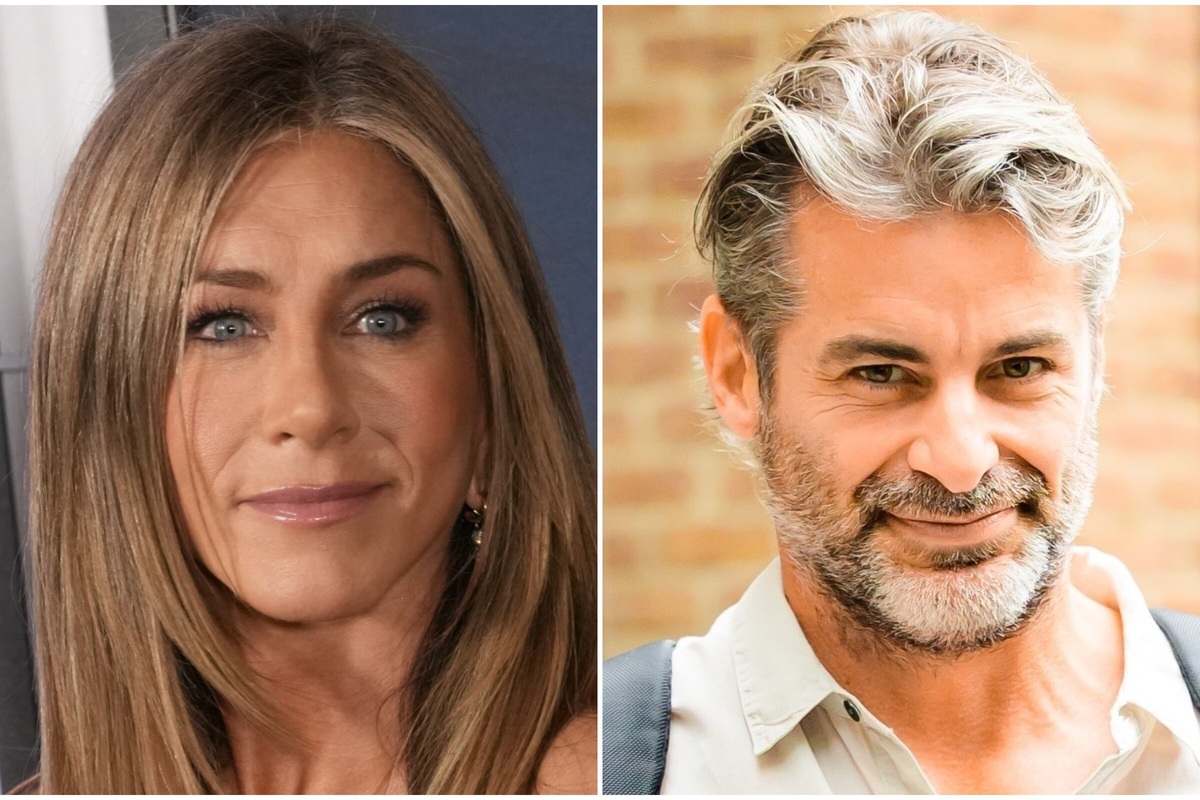     Дженнифер Энистон в бикини у бассейна вызвала бурные эмоции нового бойфренда