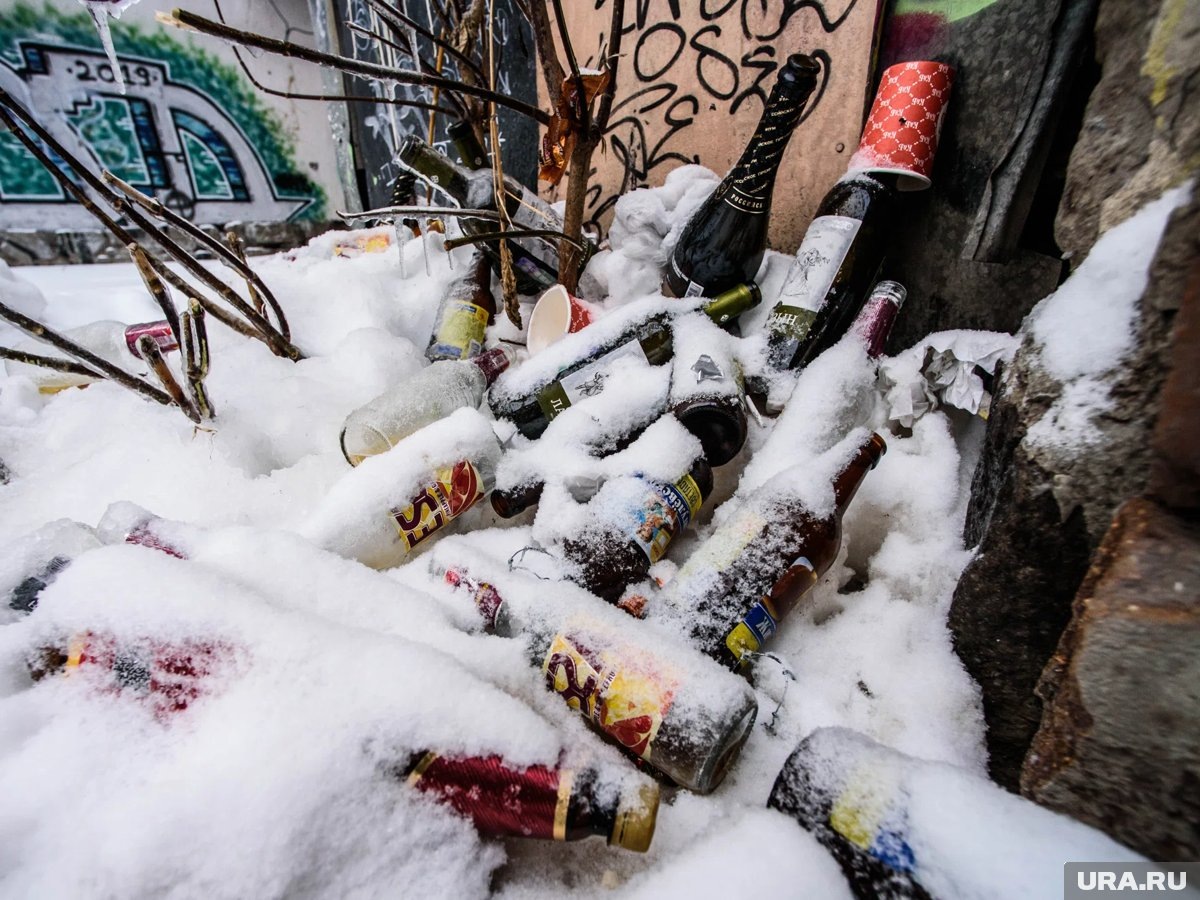     Стеклотару вывезут на мусорный полигон в Кургане