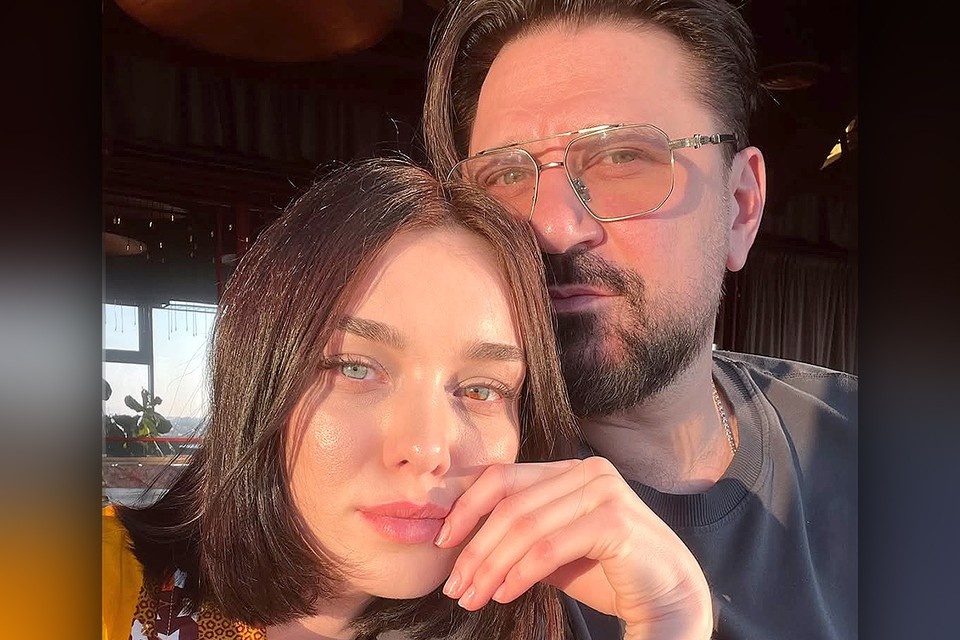    Супруга актера Виктора Логинова Мария (пара на фото) подала на развод. Личная страница героя публикации в соцсети