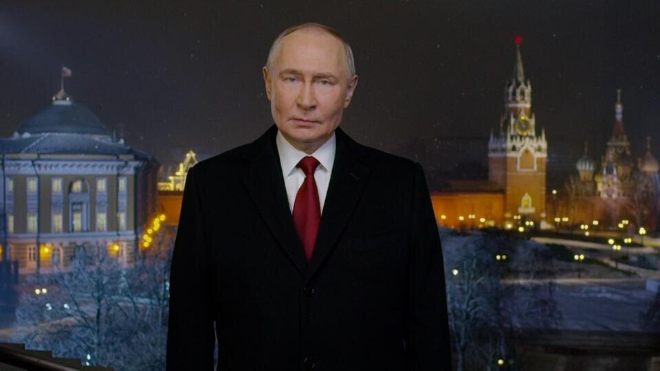     Новогоднее поздравление Владимира Путина – видео Пресс-служба Кремля