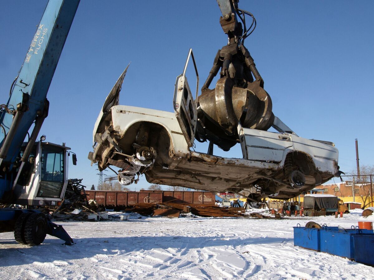    Утилизация старых автомобилей | © РИА Новости / Юрий Стрелец