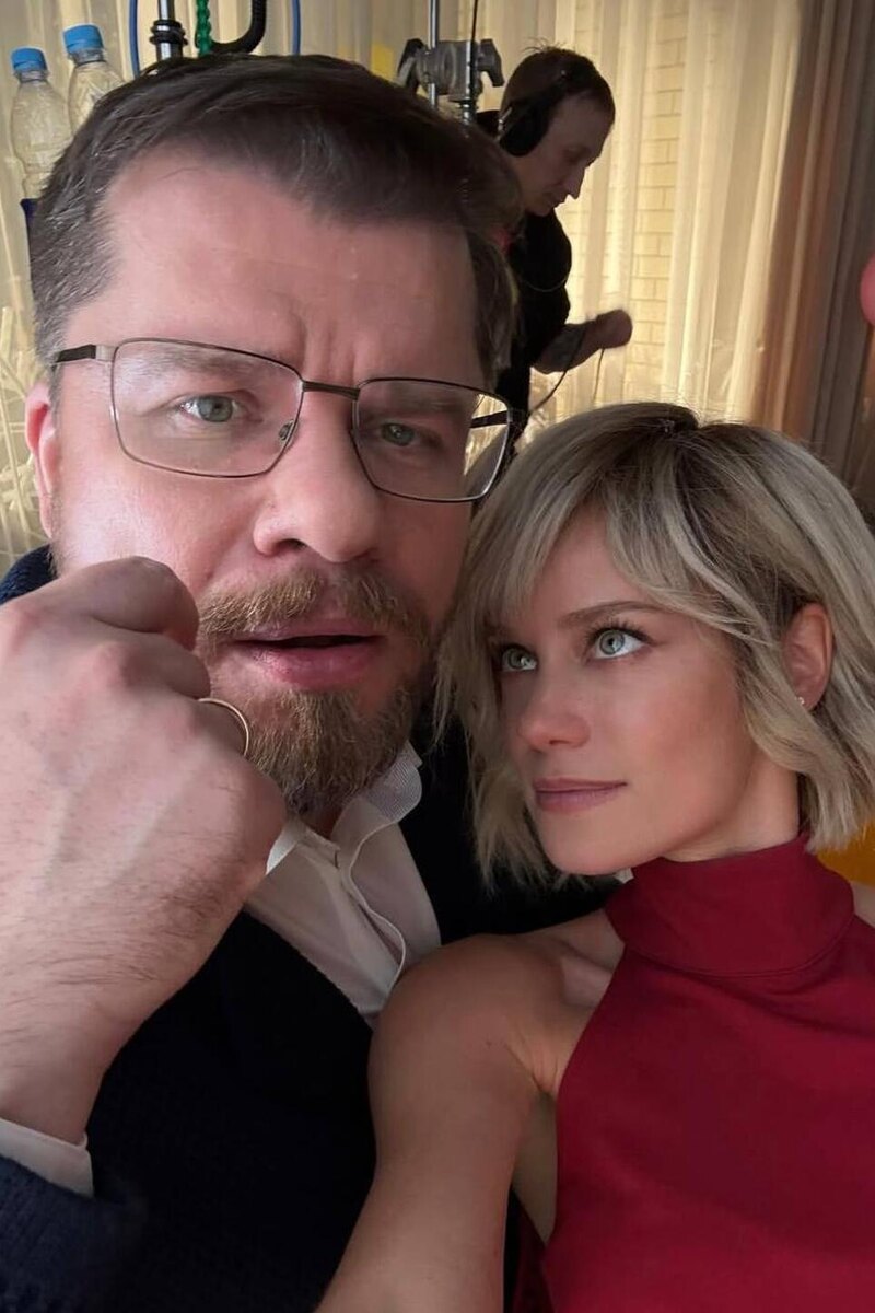    Гарик Харламов и Катерина Ковальчук соцсети