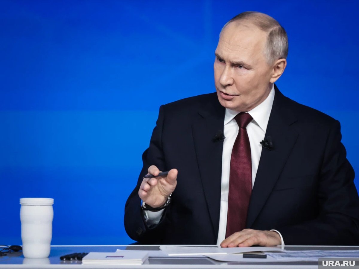     Путин в обращении призвал всех открывать свои сердца для любви