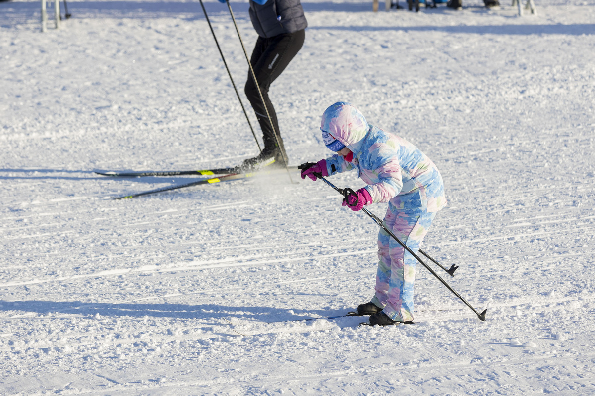 Даже 30–40 минут активности на свежем воздухе — это вклад в форму, энергию и отличное настроение.  Фото: ФедералПресс / Иван Кабанов