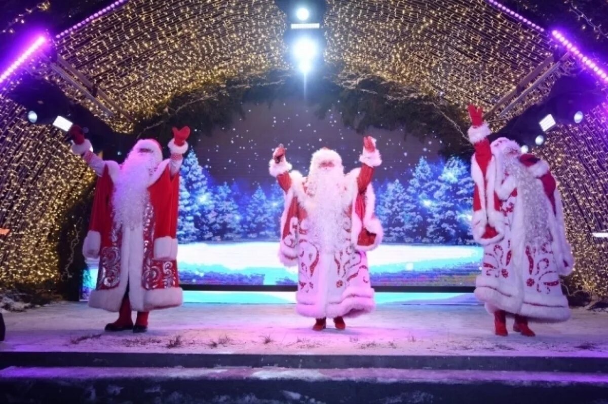    Новогодние каникулы в Ижевске в 2026 году.