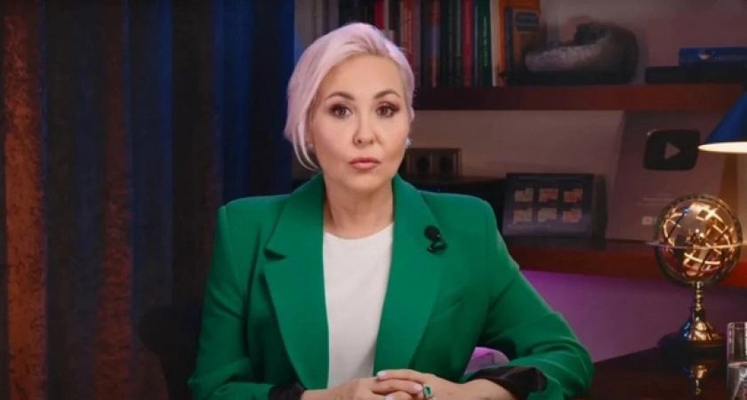    Создано в Шедевруме