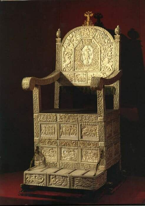 Костяной трон Ивана Грозного