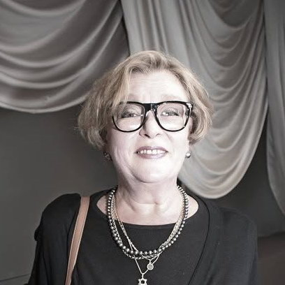     Сегодня 65 лет Нине Дворжецкой