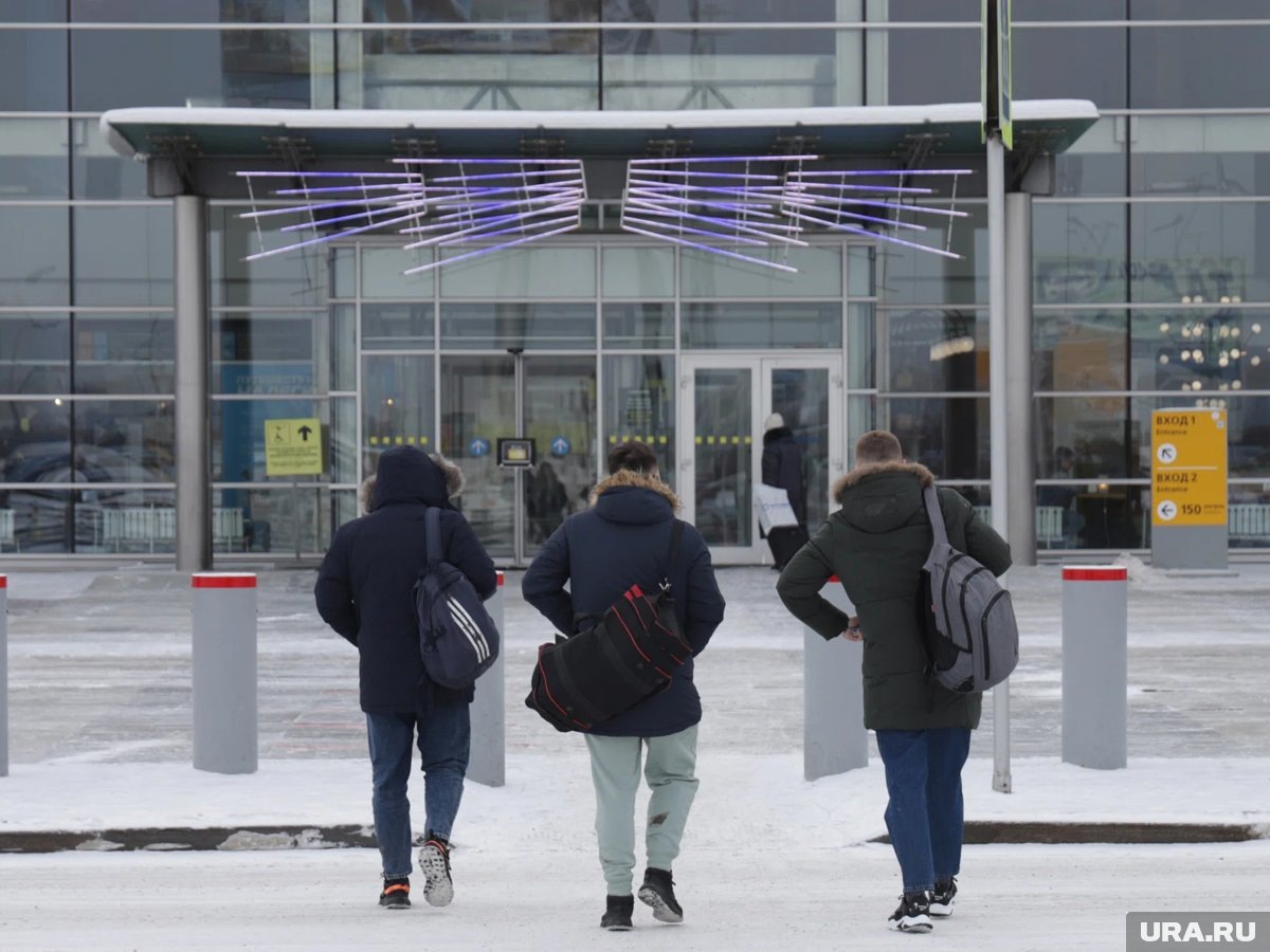     Авиарейс, следующий на Пхукет, был задержан на несколько часов (архивное фото)