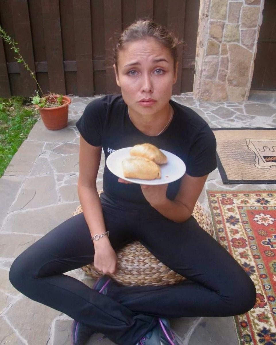 Ляйсан Утяшева.