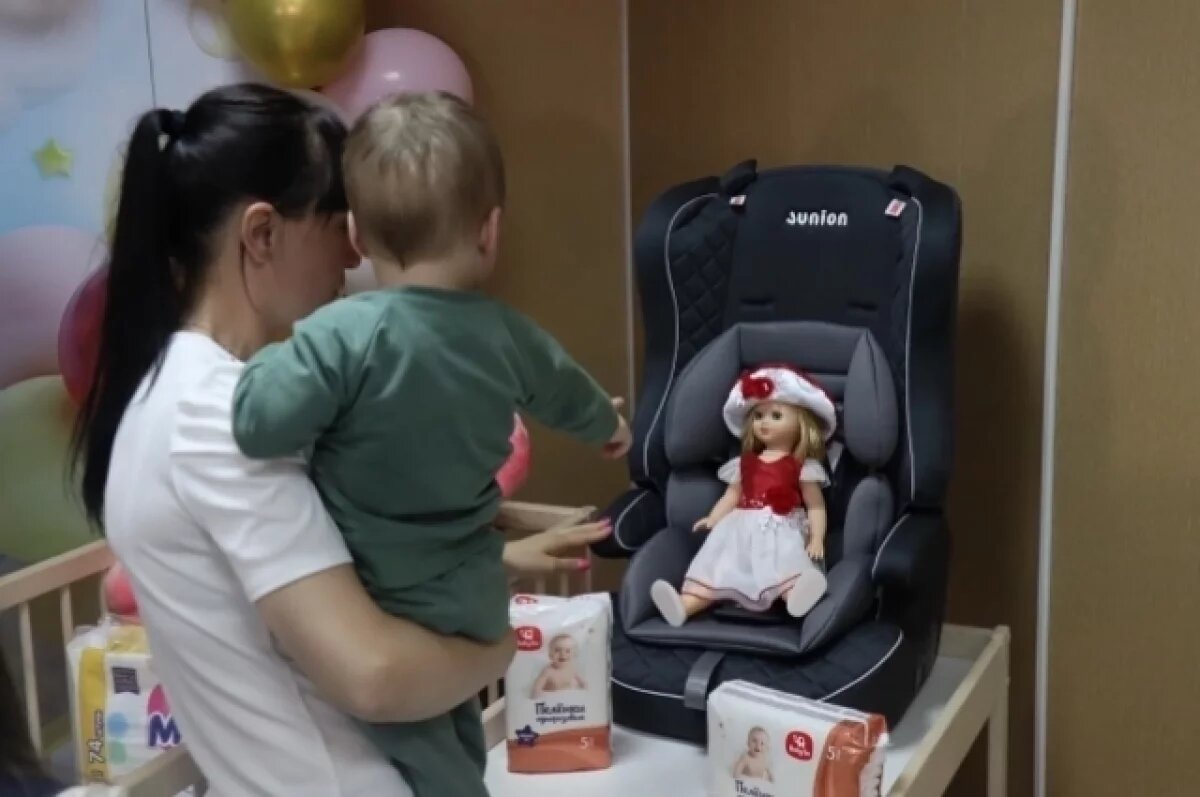    В Курской области к реализации мер нацпроекта «Семья» приступили одними из первых в стране. Среди нововведений - прокат вещей первой необходимости для малышей.