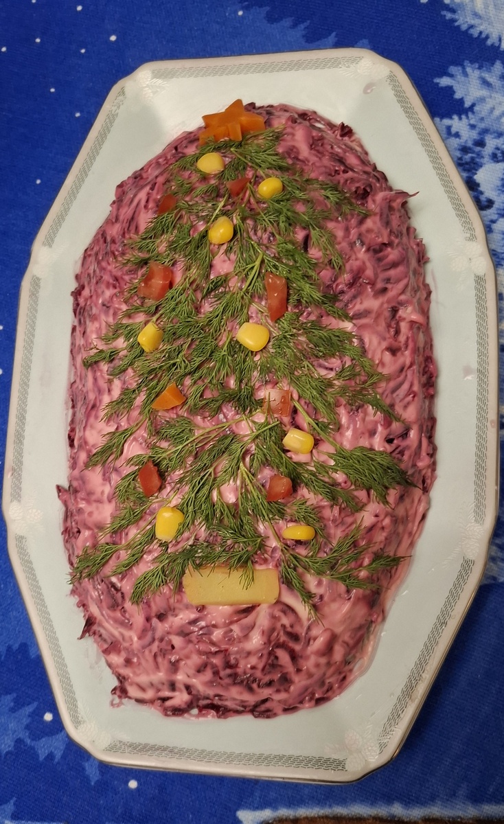 Есть сложившиеся десятилетиями традиции, и тяжело крутить ручку мясорубки в другом направлении, ожидая привычный результат.